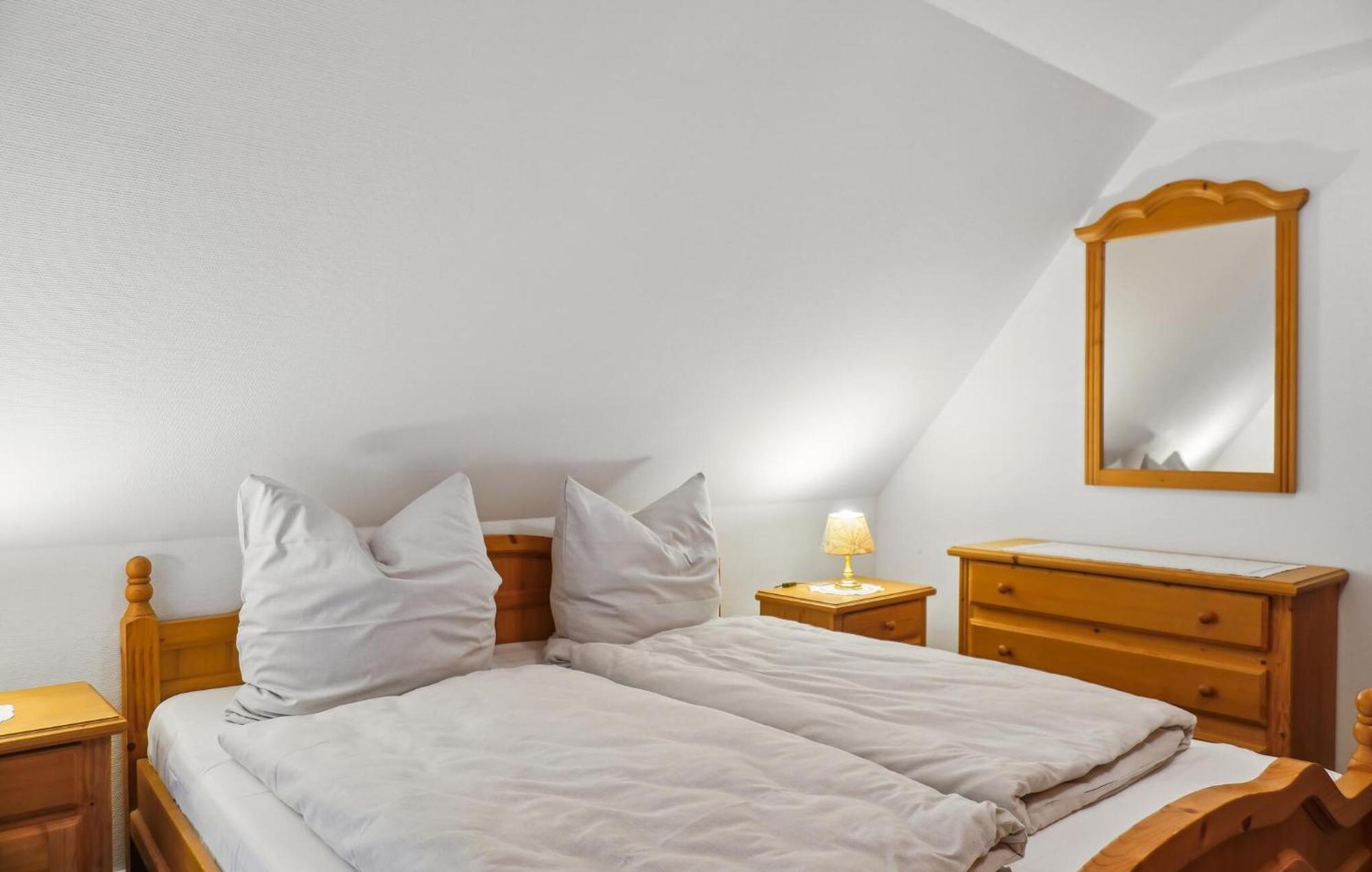 2 Bedroom Lovely Apartment In Dagebuell Exterior photo